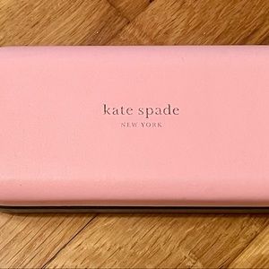 Kate Spade New York Medium Eyeglass Case Pink and Green.